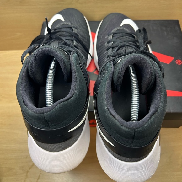 Nike KD Trey 5 IV Mens 13 Black & White Basketball Shoes 844571-010 - Picture 7 of 11